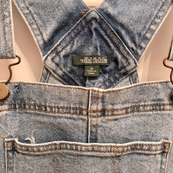 Denim shorts overalls - Picture 4 of 4